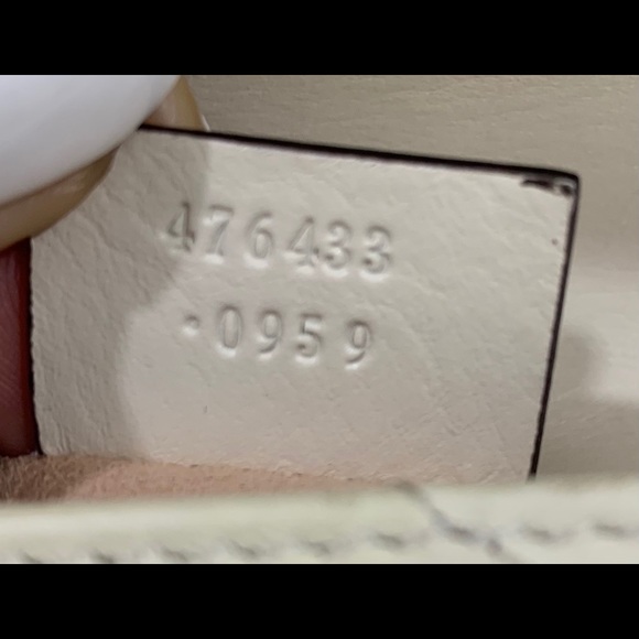 ❤️SOLD❤️GUCCIWhite Super Mini GG Marmont Bag✨ - Picture 15 of 17